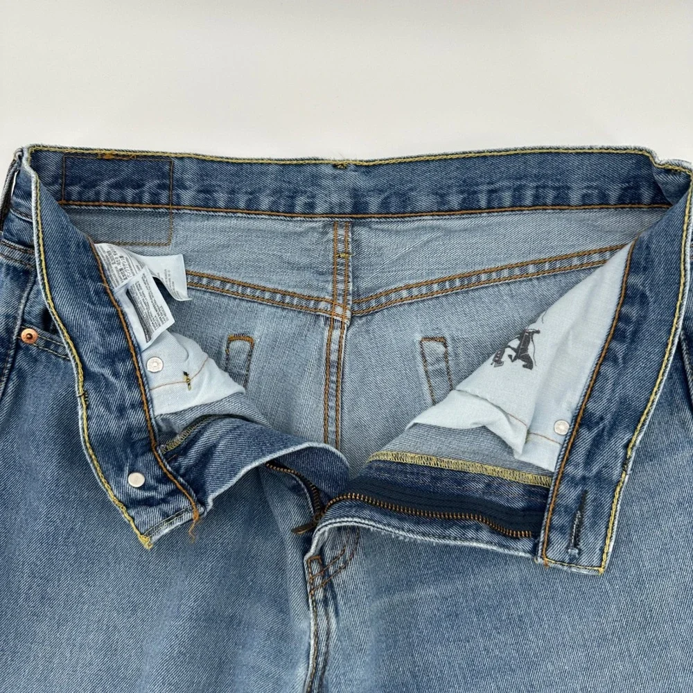 Levi Strauss‎ 505 Mens Jeans 34x34 Medium Wash Straight Leg Denim Zip Fly
